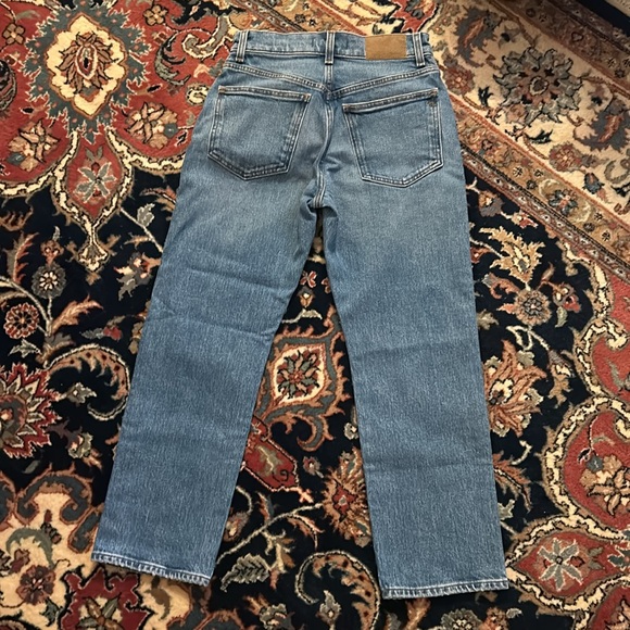 Madewell ‘90s Straight Crop Jeans - Picture 3 of 3